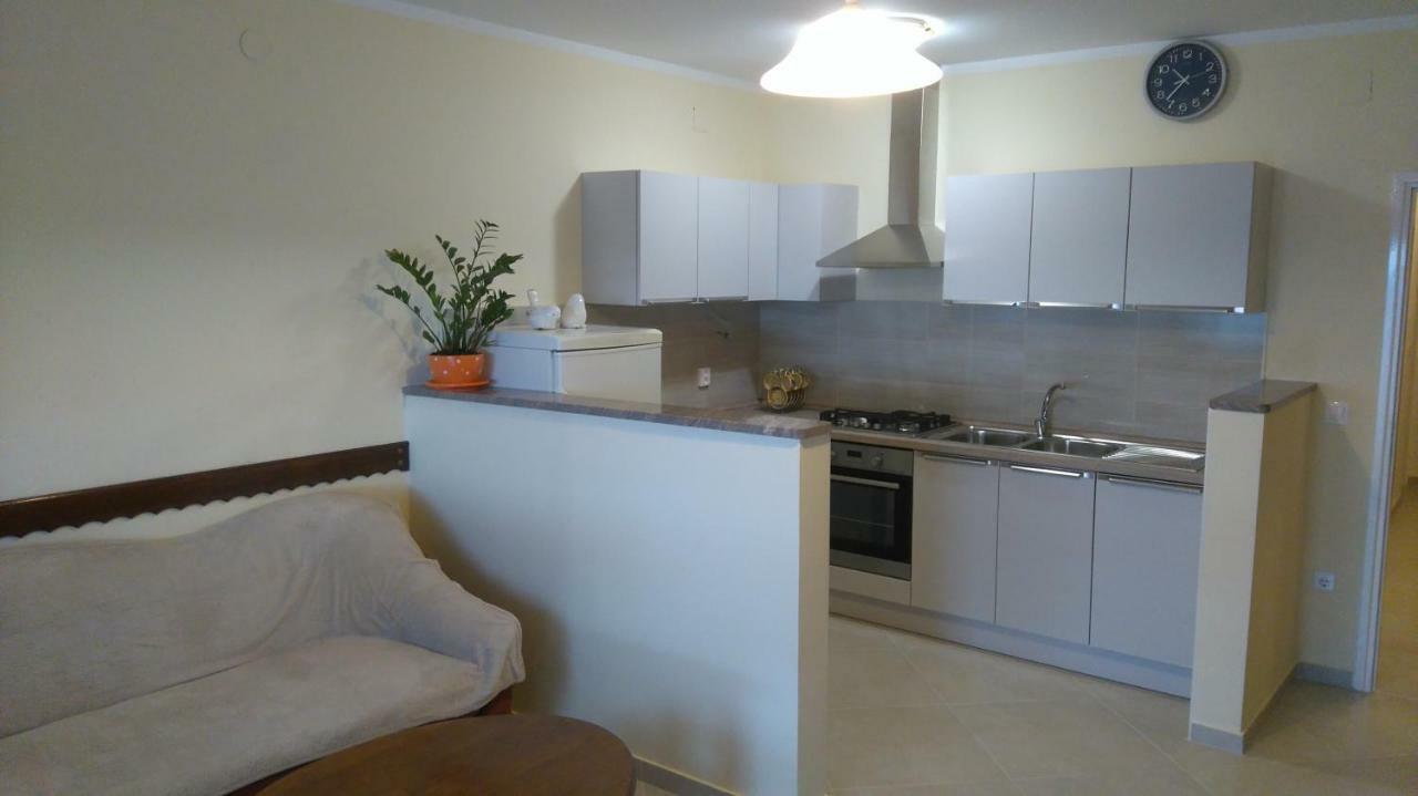 Apartment Ivana เซนญ์ ภายนอก รูปภาพ