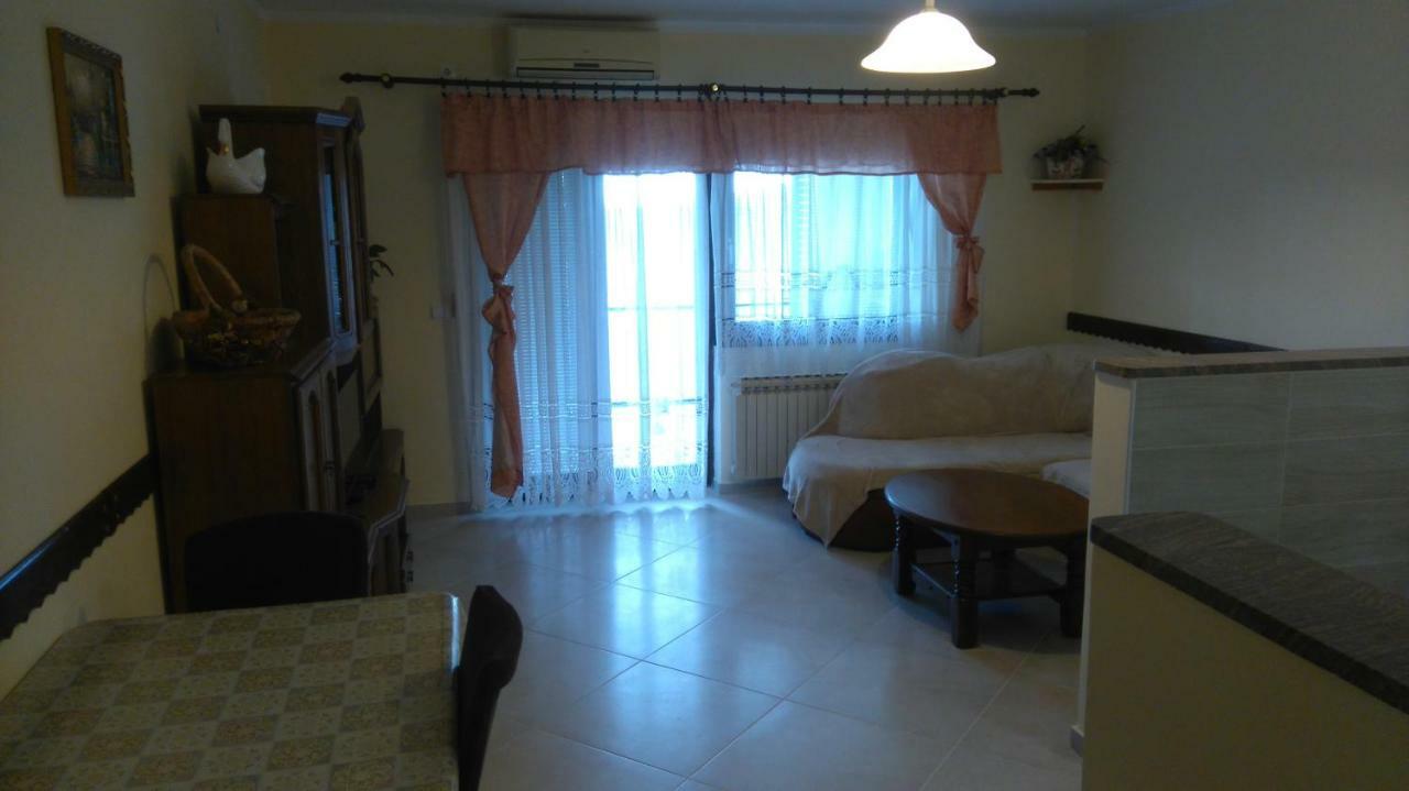 Apartment Ivana เซนญ์ ภายนอก รูปภาพ